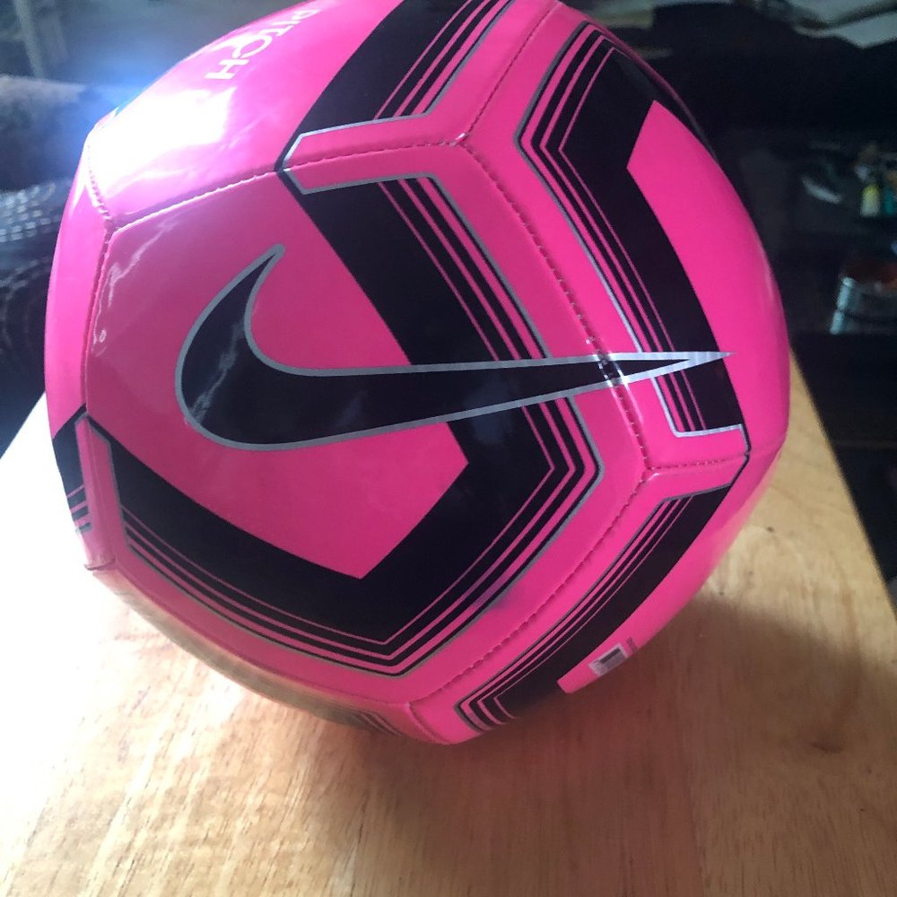 Nike Team Pitch Training Unisex Soccer Ball Size 5 Pink Black